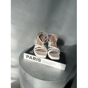 SANDALIA 858